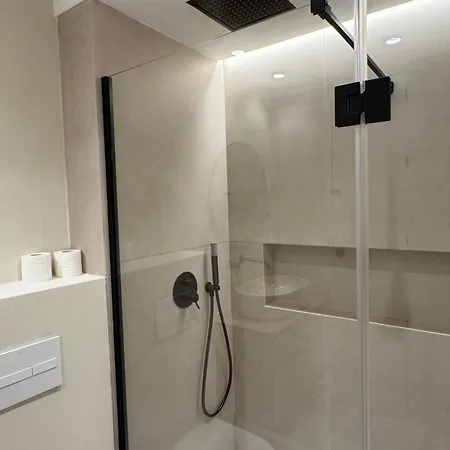 Suiteline Apartment